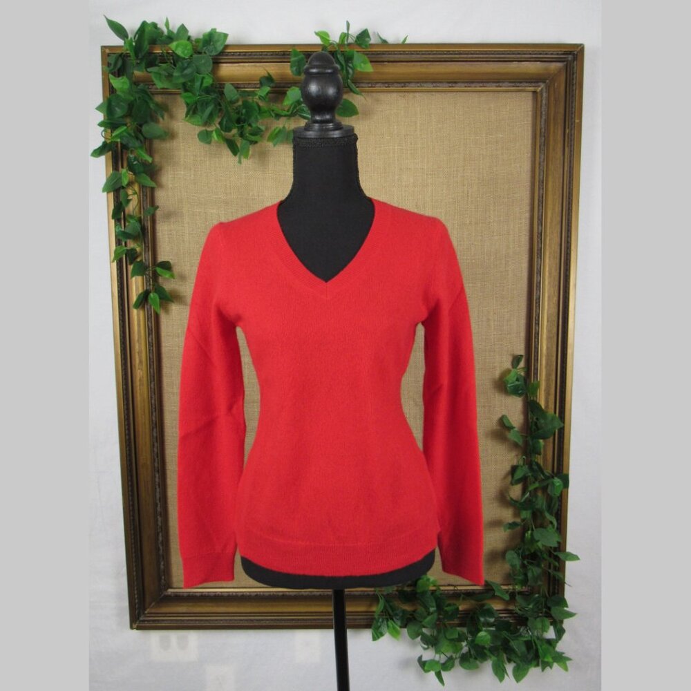 Charter Club Petite Luxury V-Neck Cashmere Sweater